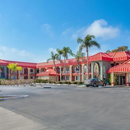 Super 8 By Wyndham Clearwater/Us Hwy 19 N-2
